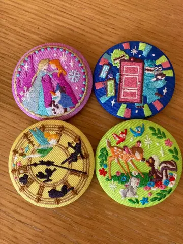 캐릭터 자수 핀 배지 세트