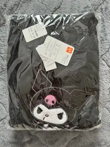 쿠로미 후드티 L 사이즈