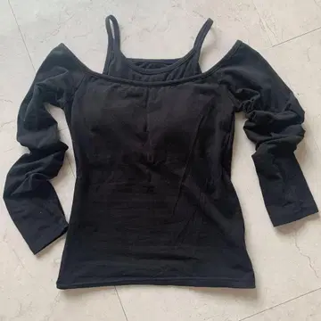 Sea Room lynn 패드인 블랙 긴팔 상의 FREE