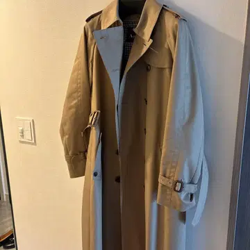 베이지 트렌치코트 체크 안감 벨트 포함