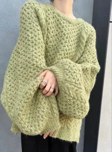 올리브 그린 편직 니트 스웨터 긴팔