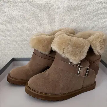 새상품급 SNIDEL 베이지 스웨이드 어그 부츠