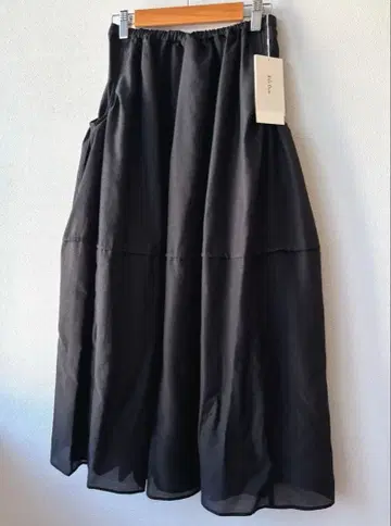 [택 포함 새상품] 미라 오웬 허리밴딩 PK 디자인 플레어 스커트