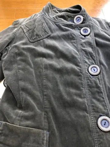 [쉐어스피릿] 그레이 롱 코트 플라워 버튼 사이즈 38