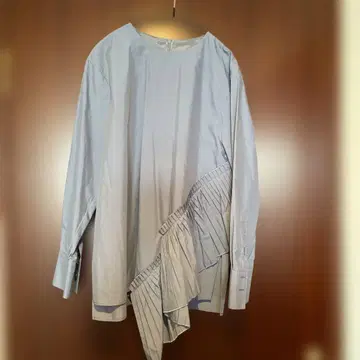 어도어 adore 비대칭 프릴 셔츠 38