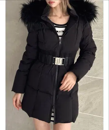 GYDA 벨트 포함 롱 다운 코트