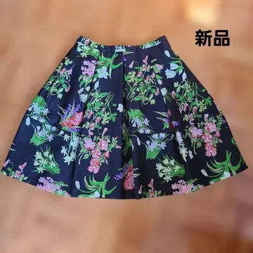 TOCCA 플라워 프린트 플레어 스커트 사이즈 4