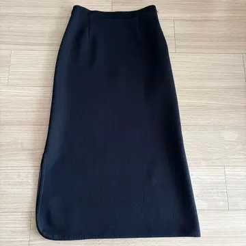 투모로우랜드 데프레 스커트