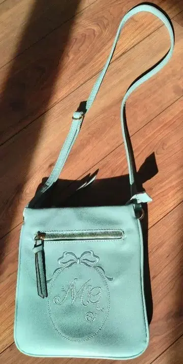 엠즈 그레이시 민트 그린 숄더백
