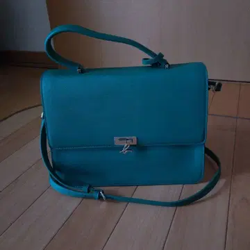 애니에스 베이 미사용 그린 숄더백 플랩식