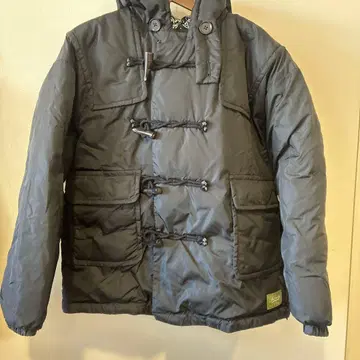 Subciety 블랙 다운 자켓