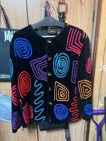 추상 무늬 벨벳 두꺼운 원단 가디건