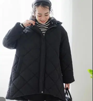 코카 coca 매트 퀼트 백 플레어 후드 부착 코트