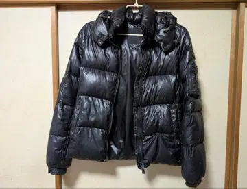 TATRAS 블랙 후드 부착 다운 자켓