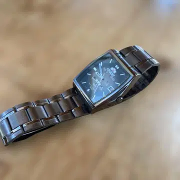 오리엔트 자동 태엽식 데이데이트 작동품 새상품급