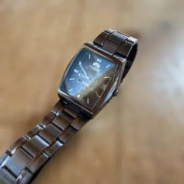 오리엔트 자동 태엽식 데이데이트 작동품 새상품급