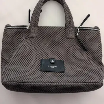 le camouflage 메쉬 토트백 그레이