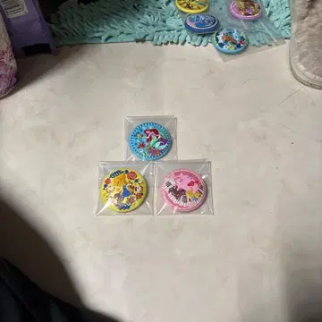 디즈니 자수 캔 배지