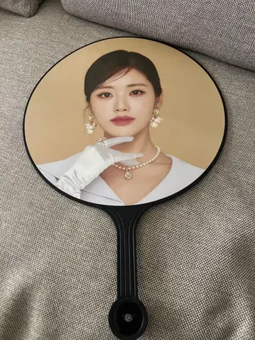 fromis9 지원 부채