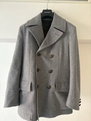 최고급! 돌체앤가바나 P코트 44