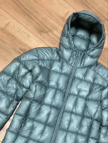 몽벨 플라즈마 1000 알파인 다운 파카 L 사이즈 미사용 새상품