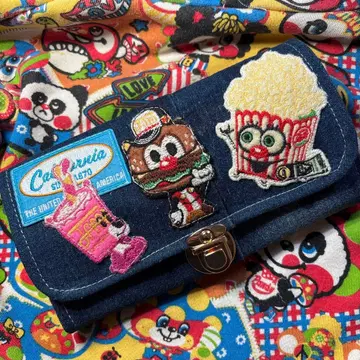 팝한 와펜의 대용량 데님 지갑