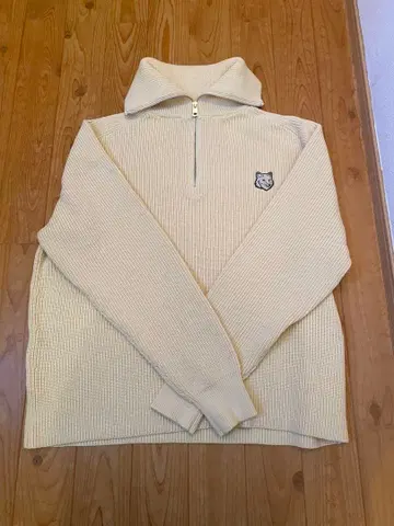 메종 키츠네 크림색 L 니트 스웨터 하프 지퍼