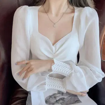 프론트 개더 니트 블라우스 긴팔