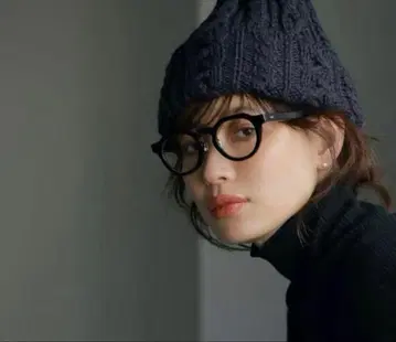 glassage x junna 크라운 팬트 프레임 그레이 데미