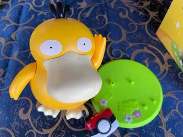 정크제품 춤추는 코닥 댄스 댄싱 깃발 흔드는 코닥 KFC