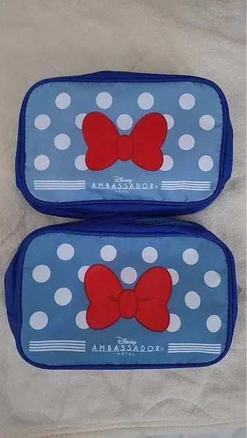 앰버서더 호텔 미니 파우치