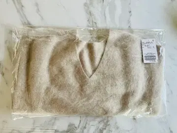 NOBLE 퍼 니트 2WAY 퍼프 슬리브 니트 베이지 새상품