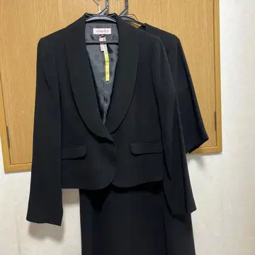 블랙 원피스 수트 테일러드 자켓
