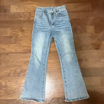 루엘 Louere 스트레치 플레어 데님 팬츠