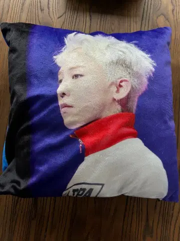 G-DRAGON 쿠션 커버