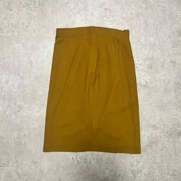 머스타드 타이트 스커트 플리츠