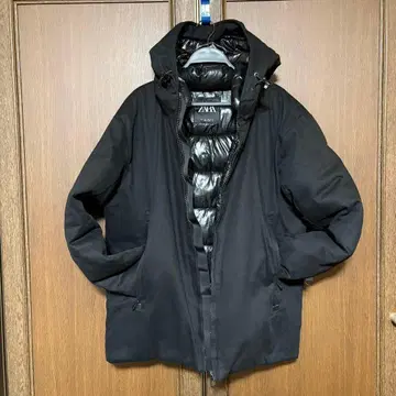 ZARA 블랙 마운틴 후드티