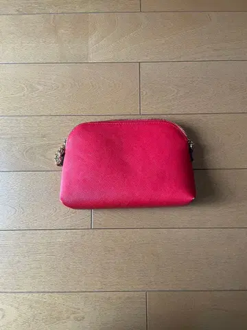 빨간색 에나멜 숄더백