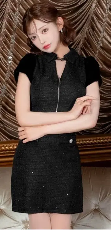 블랙 지퍼 드레스 비쥬 부착