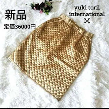 새상품 yuki torii 퀼팅 스커트 9 골드 36000엔
