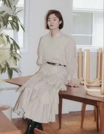 [ 셋업 ] foufou 스탠드 카라 블라우스 캉캉 스커트