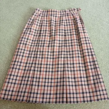 DAKS 체크 무릎 기장 스커트 빈티지