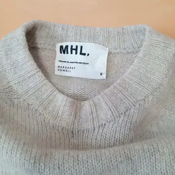 [ 즉시 발송 ] MHL. 니트 스웨터 울 100% 그레이 계열 심플