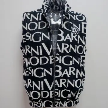 BARNI VARNO DESIGN 로고 베스트 & 숏팬츠 세트