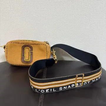 마크 제이콥스 숄더백 스냅샷 브라운