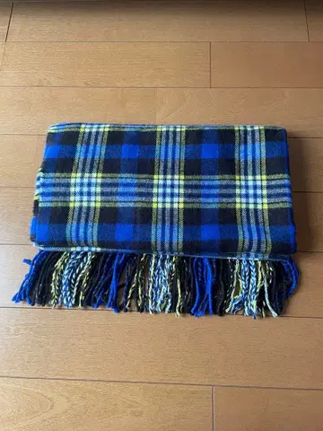 토사카 히로오미 청흑 체크 무늬 프린지 머플러