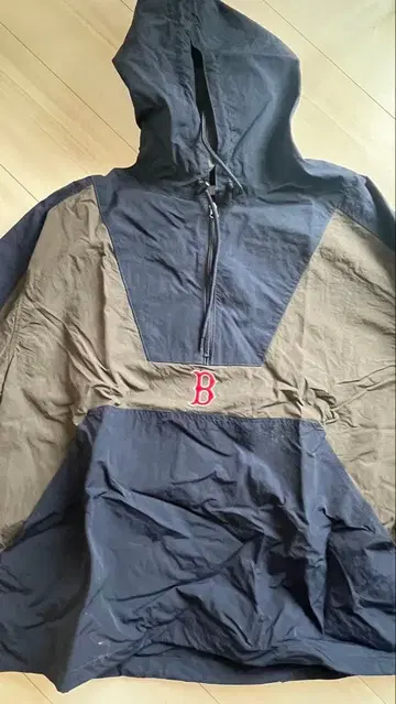 perusyu x MLB 콜라보 나일론 자켓