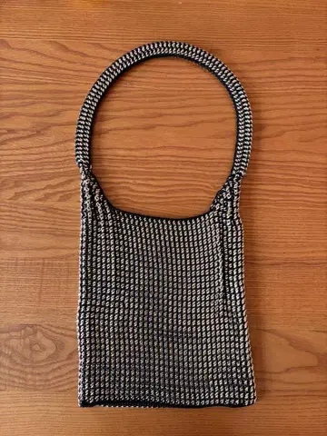 ZARA 골드 핸드백