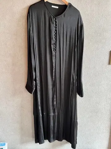 STYLEMIXER 버튼 V넥 롱 원피스 (블랙)