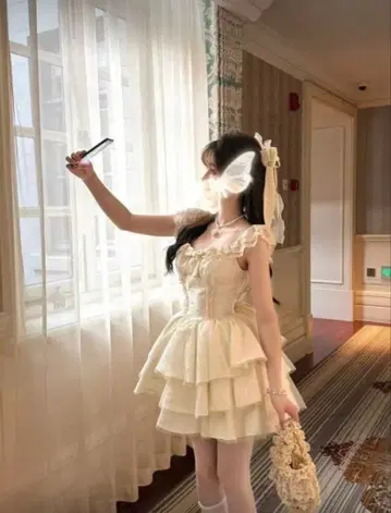 프릴 미니 원피스